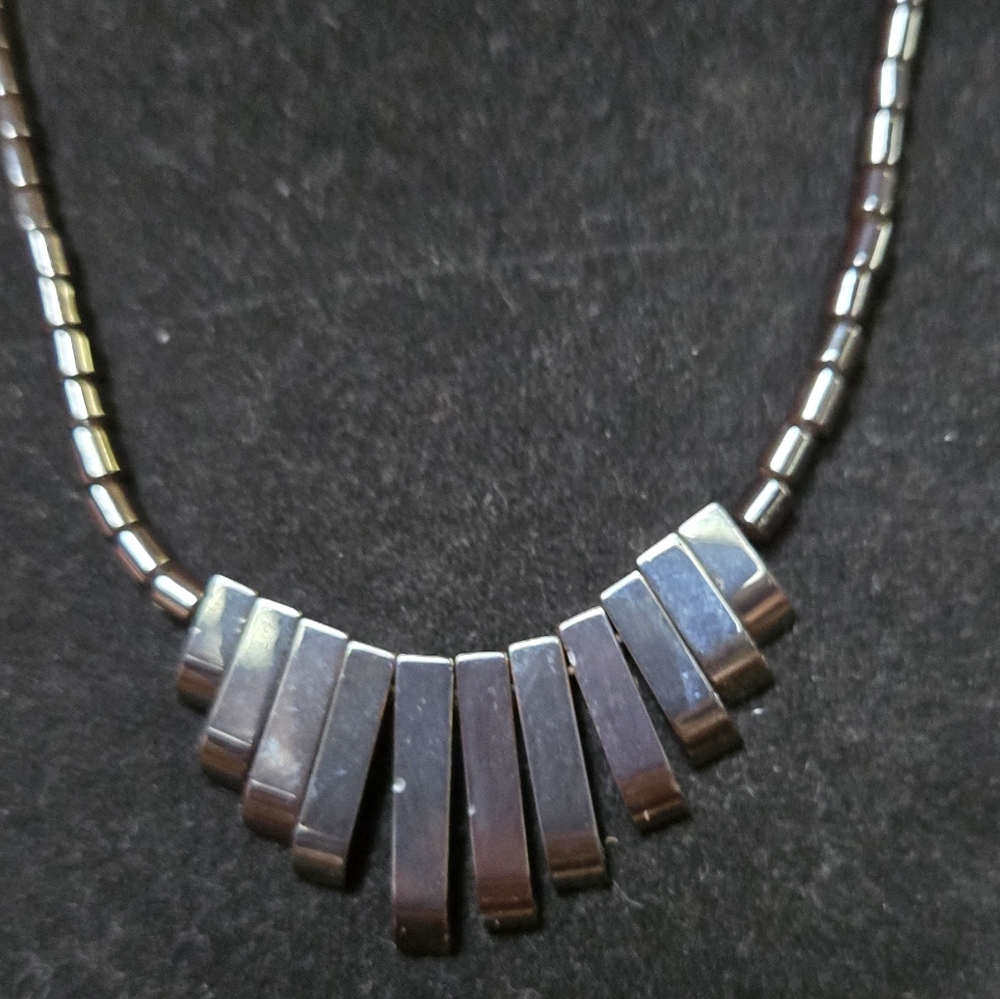 Hematite natural vintage artisan statement necklace 18" - Picture 3 of 6